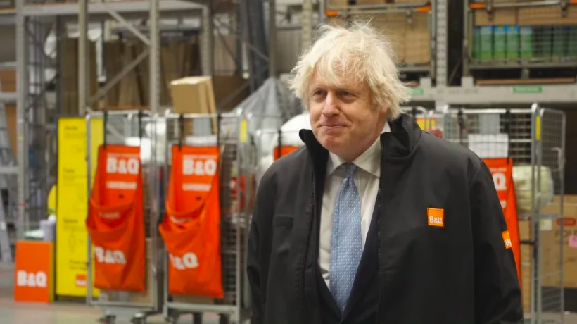 Health Secretary Matt Hancock Says It S Fine To Travel For Hours For A Day Trip To The Region S Coast Itv News Anglia