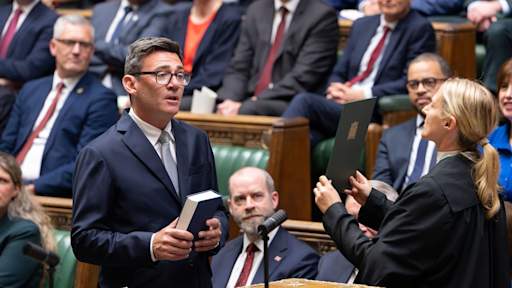 Burnham sworn in as MP following Starmer's resignation