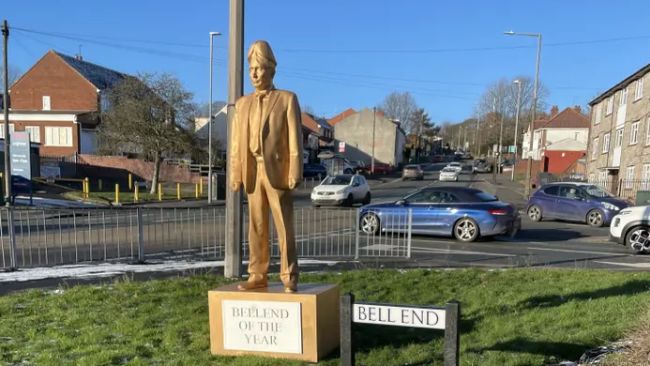 The statue of the Russian President in Worcestershire