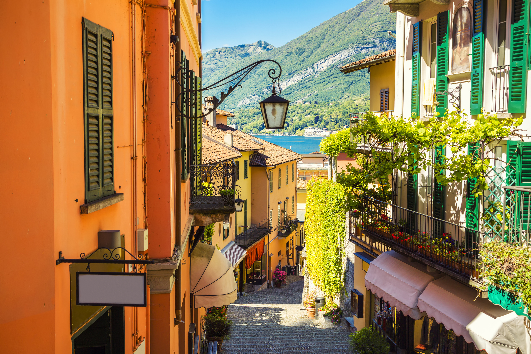 Glimpse of Bellagio with bar and view of Lake Como