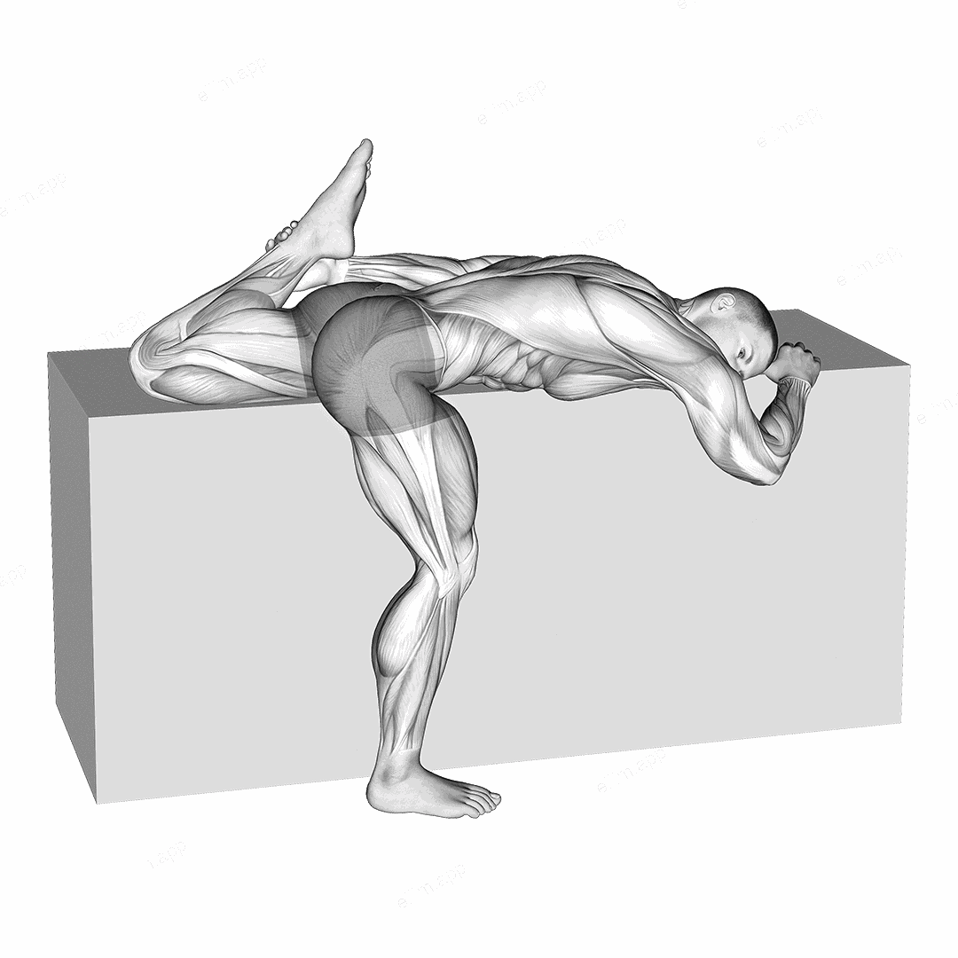 Quadriceps Stretch On Box exercise targeting Thighs