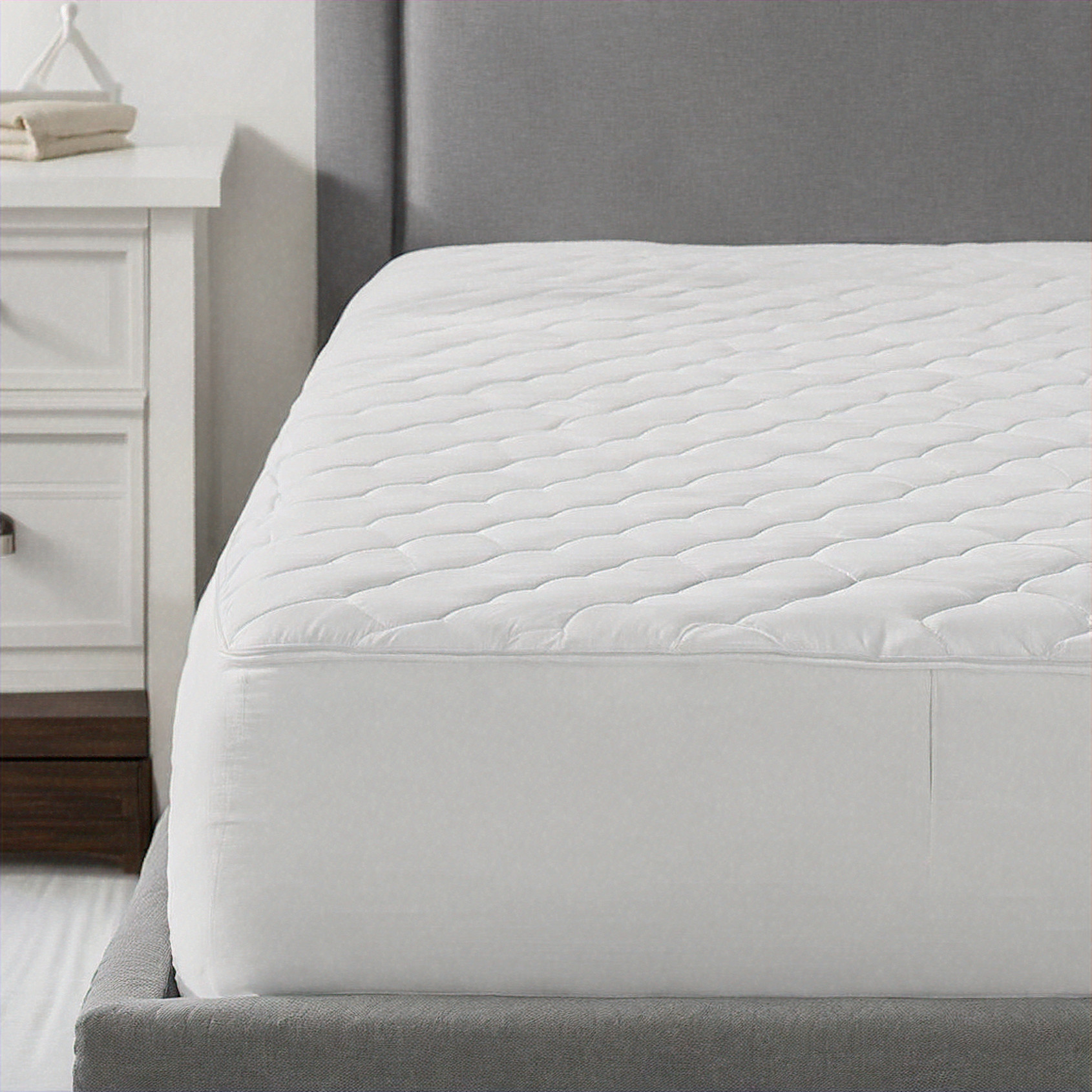 Memory foam vs. hybrid: A complete cost and comfort comparison