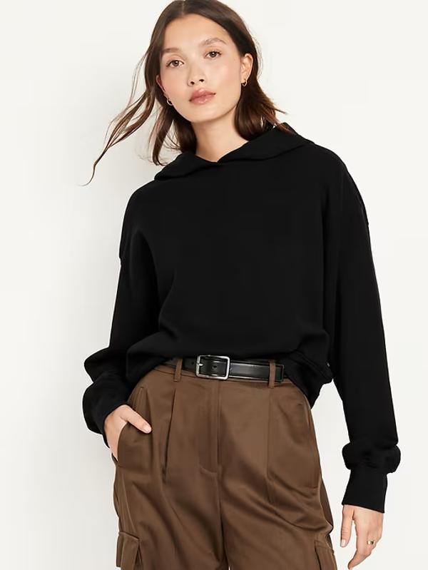 Old Navy model