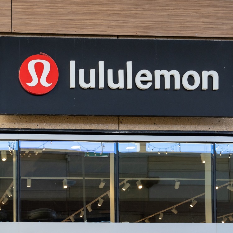 Lululemon Outlets vs Regular Stores: Price Comparison Guide 2025