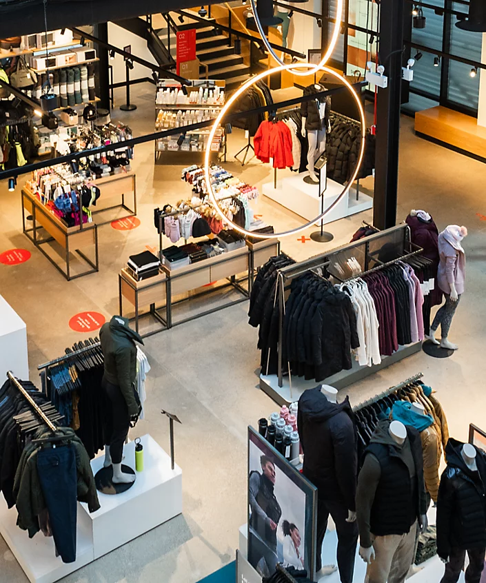 Lululemon Outlets vs Regular Stores: Price Comparison Guide 2025