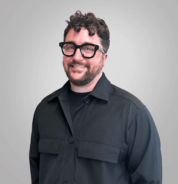 David Guzman - Senior Visual & Brand Designer