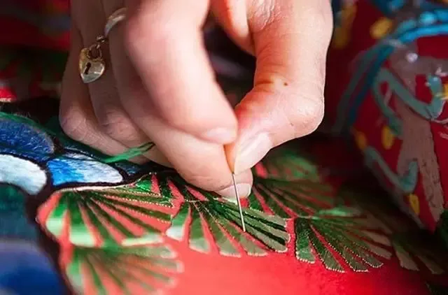 Exploring the Art of Han Embroidery: A Gem of China's Intangible ...