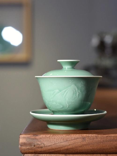 中国セラドン - Chinese Celadon Antique Chinese Export Porcelain Celadon Plate With Butterfly