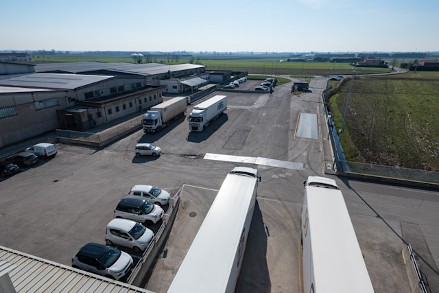 Groupage Transport in the Italian Landscape