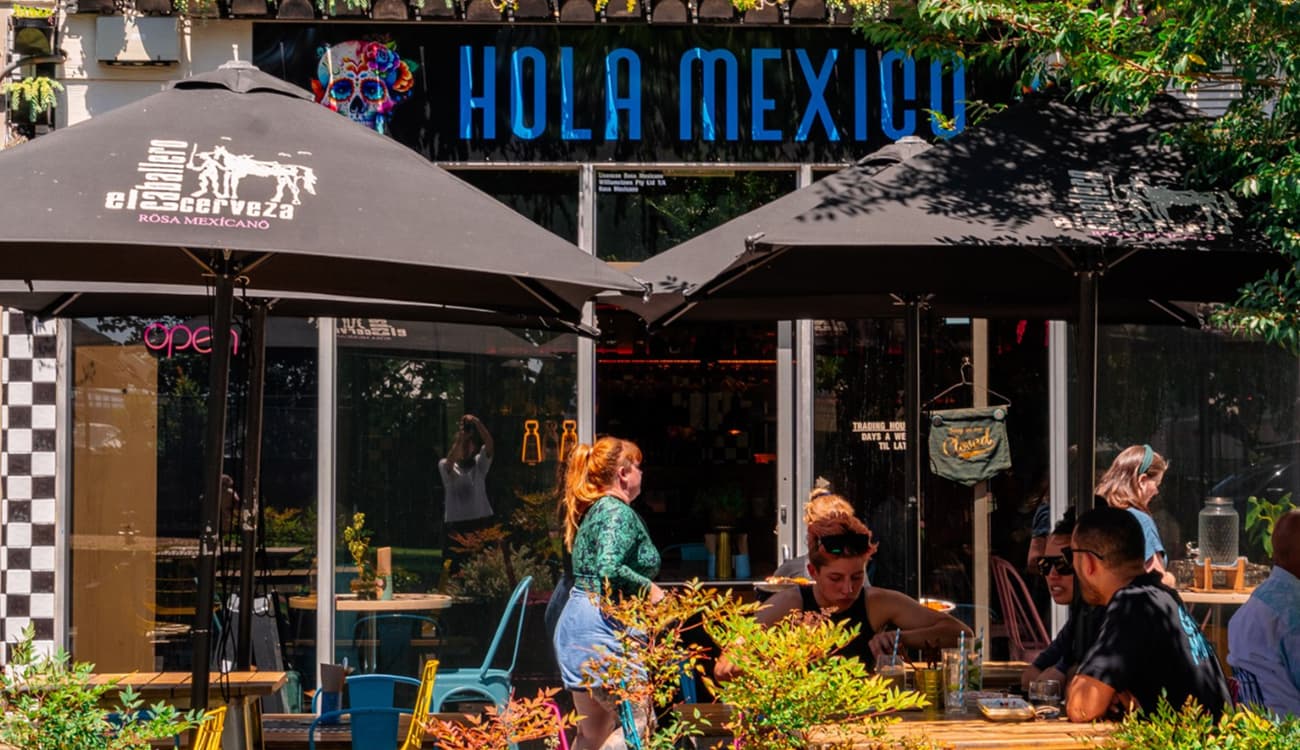 The outside dining space of the vibrant Hola Mexico restaurant in the main street of Williamstown. 