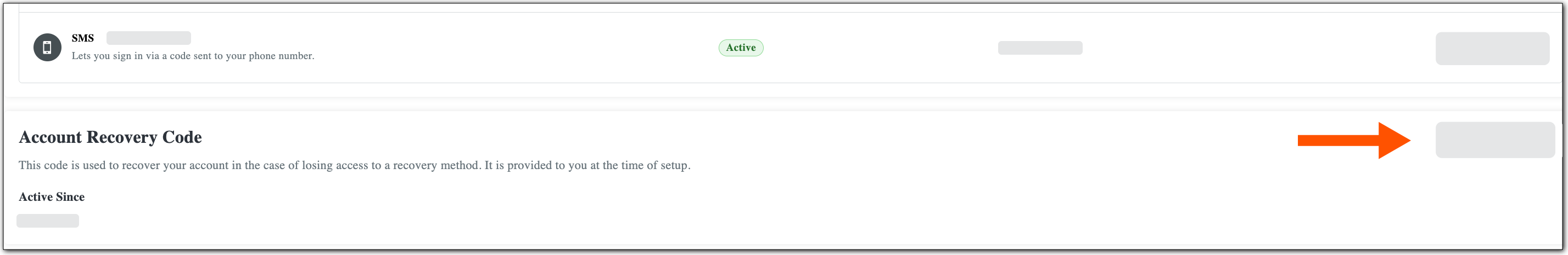 Account recovery interface showing SMS authentication option with an orange arrow pointing to a recovery code field