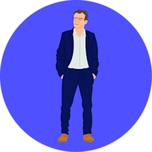Una ilustración vectorial de estilo plano que muestra a un hombre con gafas, vestido con un traje azul marino y camisa clara, de pie con las manos en los bolsillos sobre un fondo circular azul sólido.