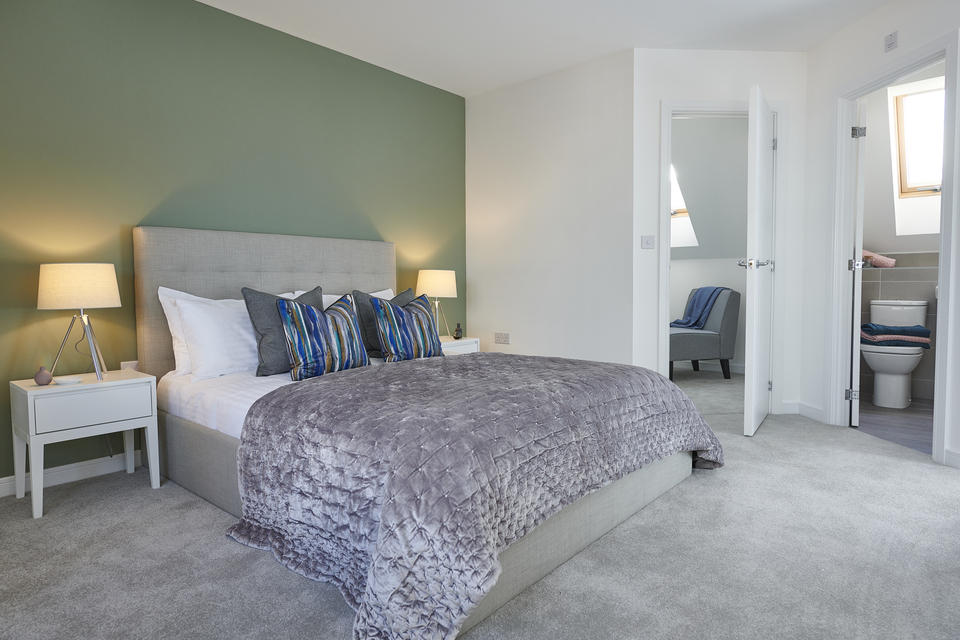 persona-homes-stirling-fields-harvard-main-bedroom