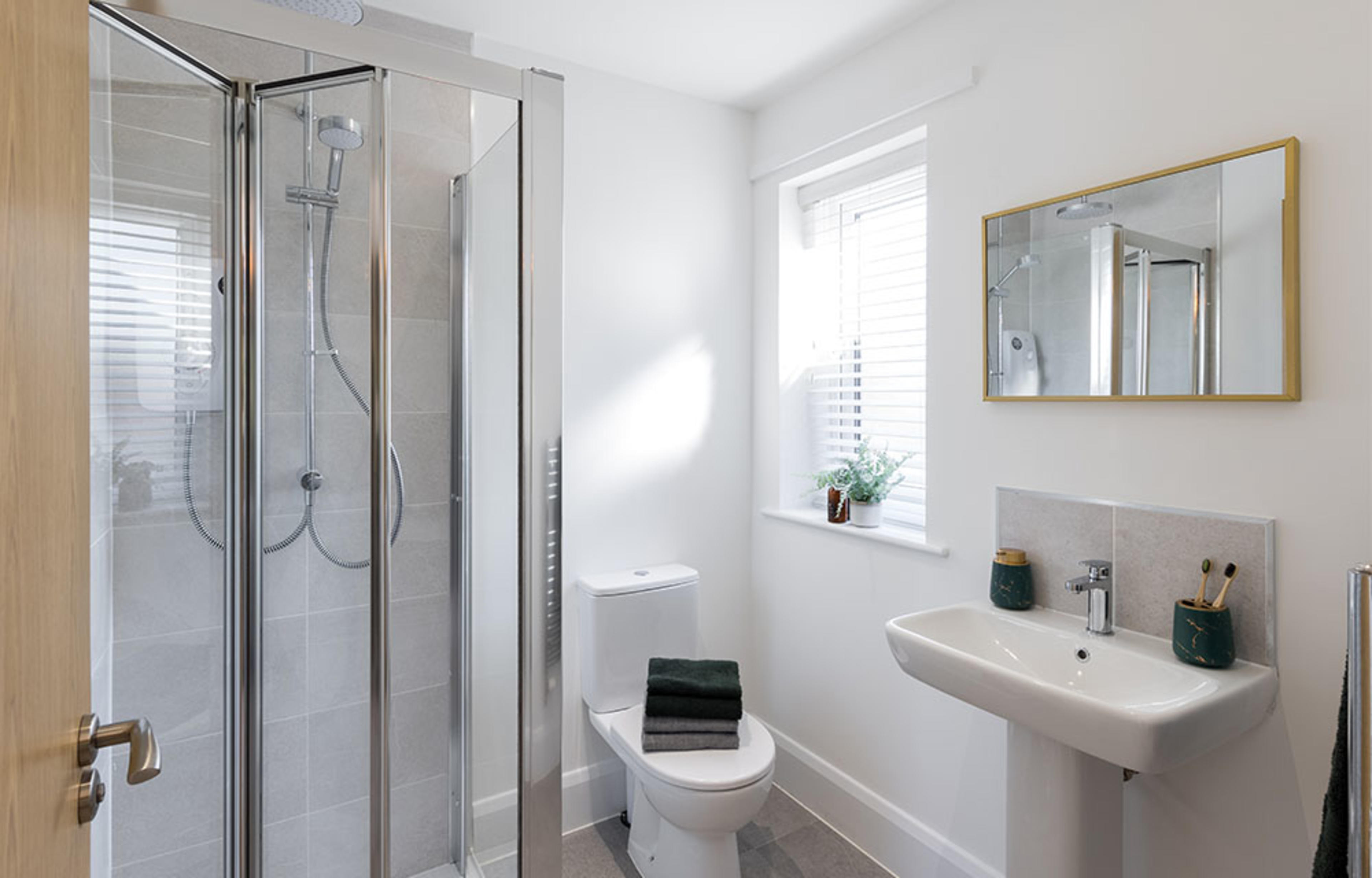 persona-homes-kingswood-collection-homes-for-sale-seville-ensuite