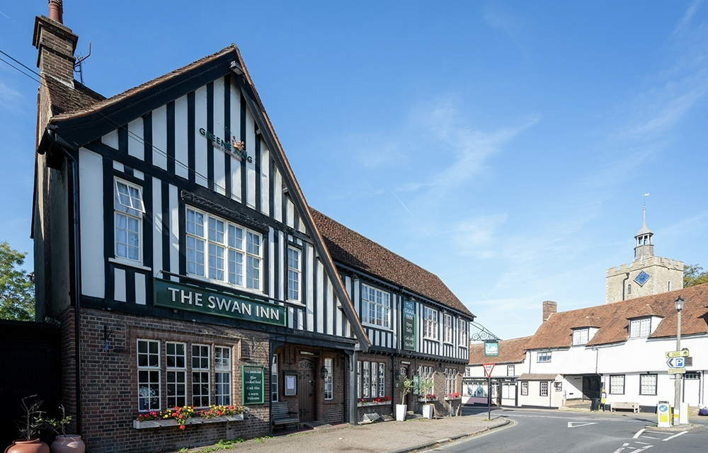 The Meadows at Felsted - Eating out