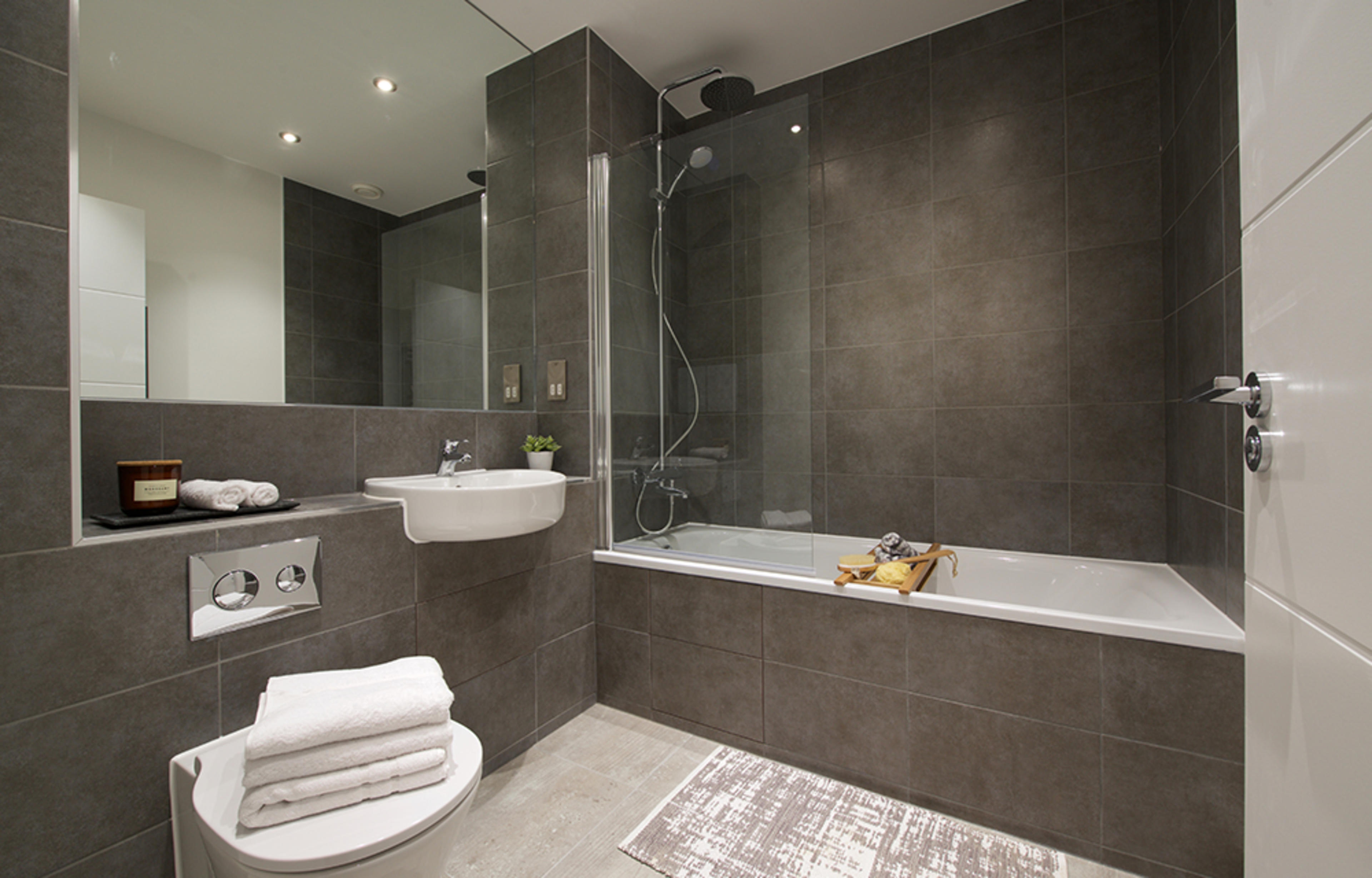 riverside-place-burlington-bathroom