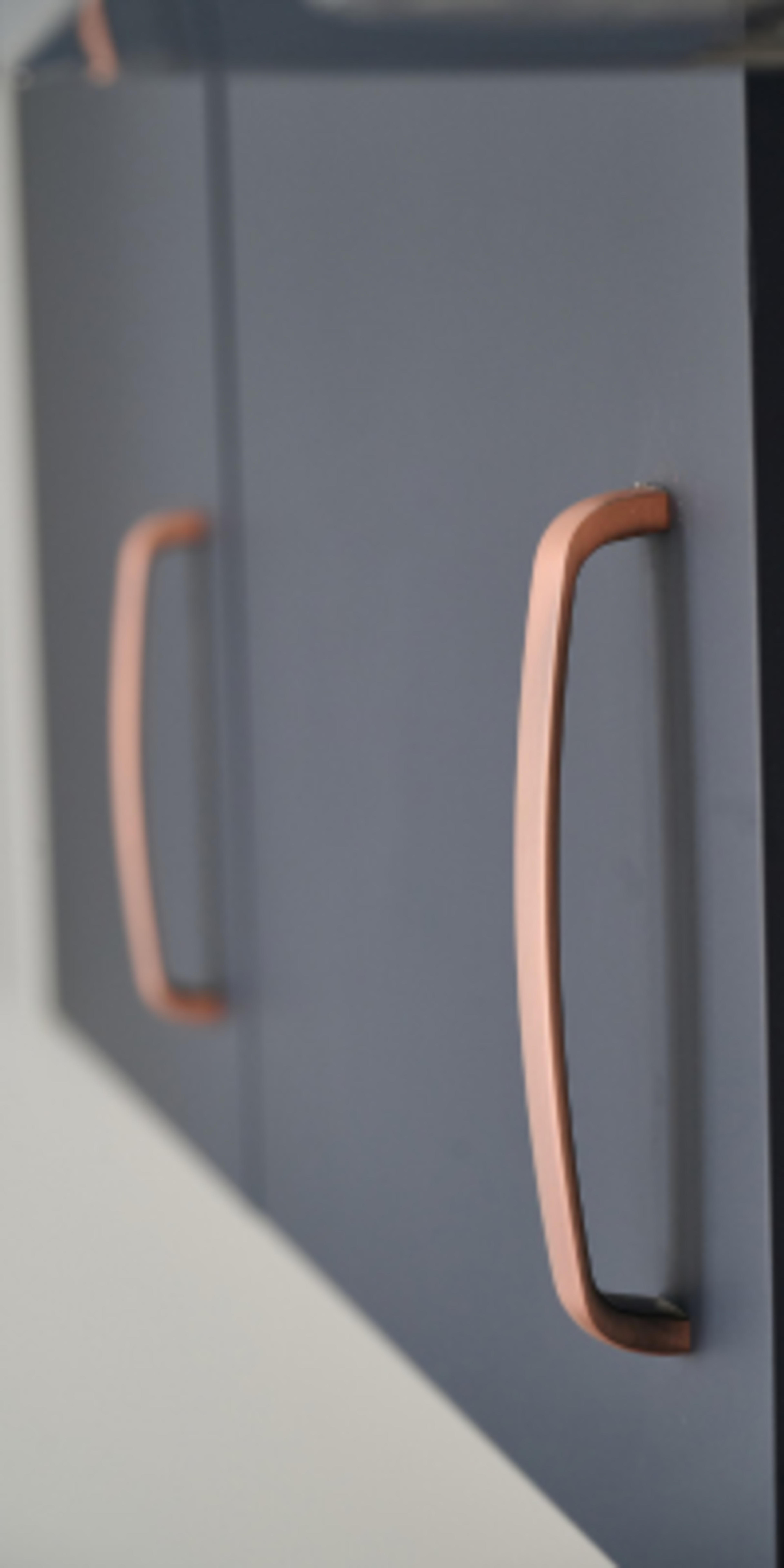 Triple-image > 21479-kitchen-cupboard