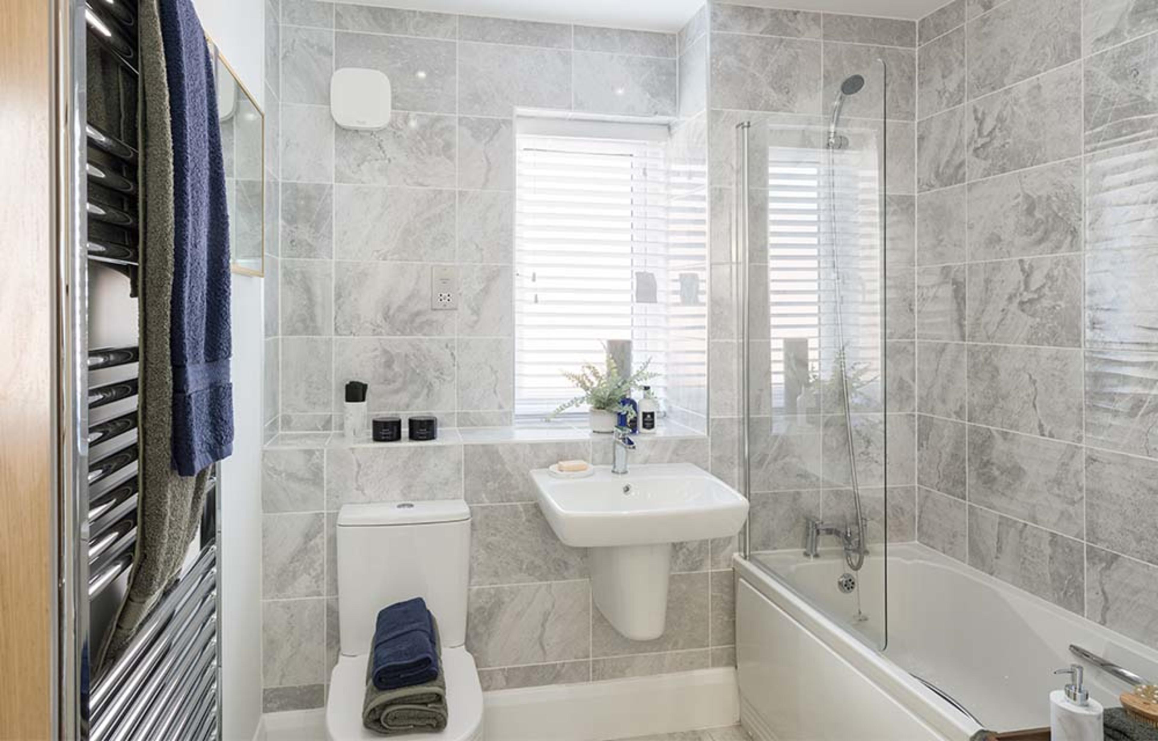 beaconfield-rise-marske-by-the-sea-homes-for-sale-Whitton-bathroom