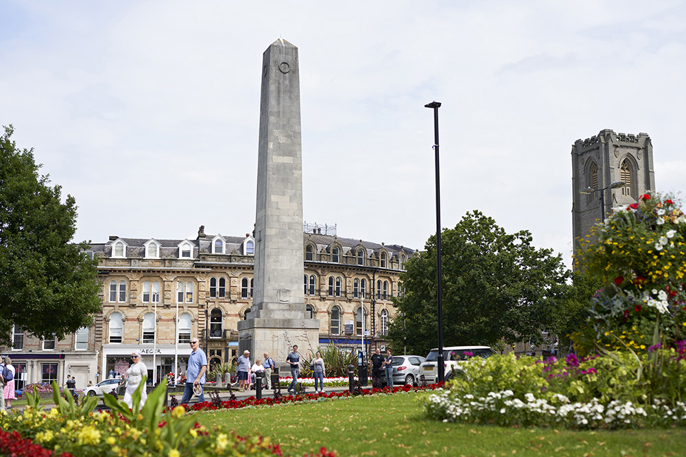 watling-grange-harrogate-local-area-cenotaph