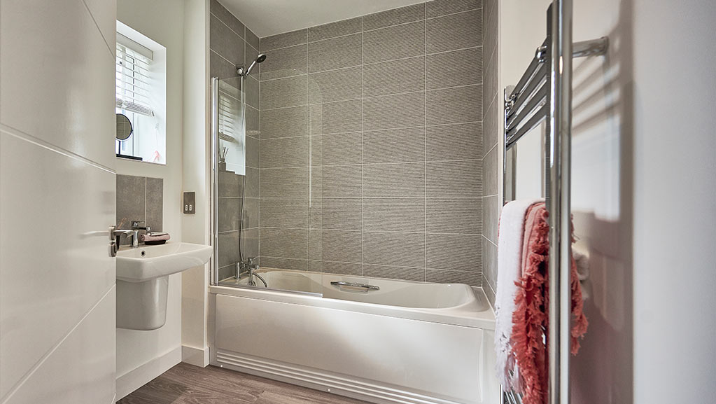 brycewood-and-myleswood-laurel-bathroom