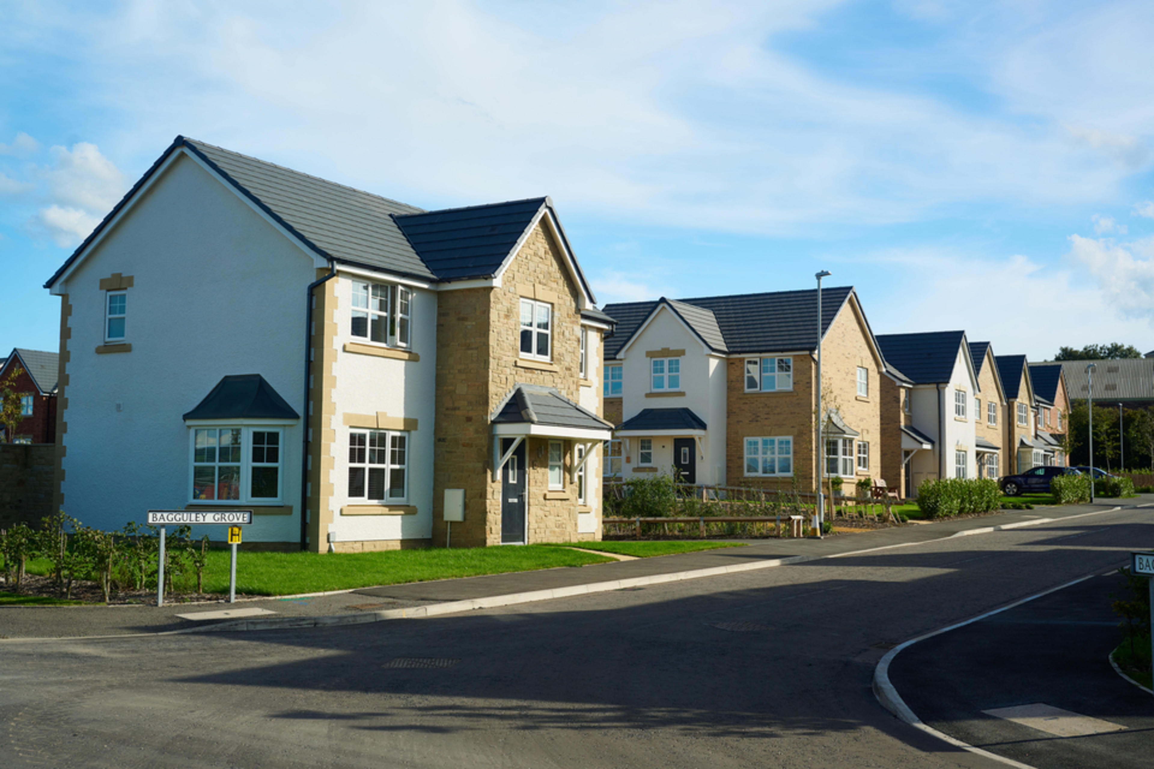 Riverside Place - street scene 6