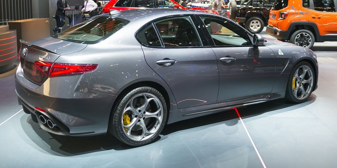 Alfa Romeo Giulia Gebrauchtwagen online bestellen | InstaMotion