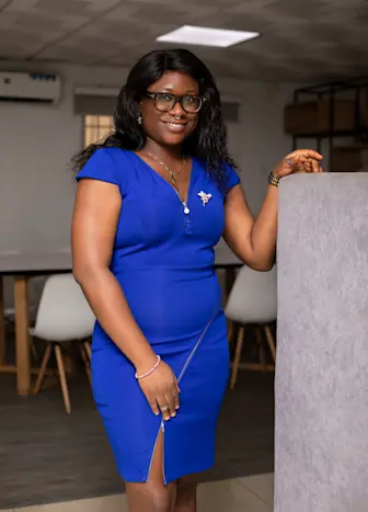 OZOR JULIANNE - COPYWRITER