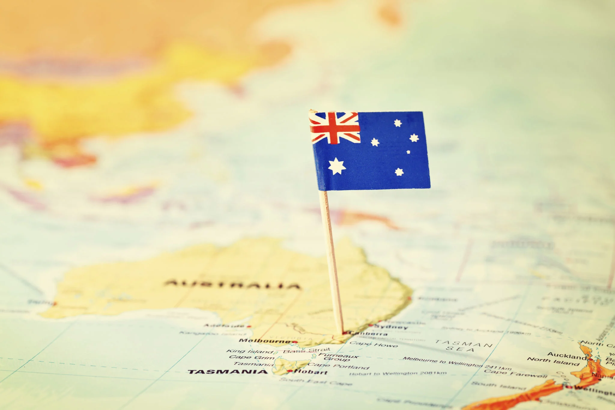 australian-flag-marks-australia-on-map.jpg