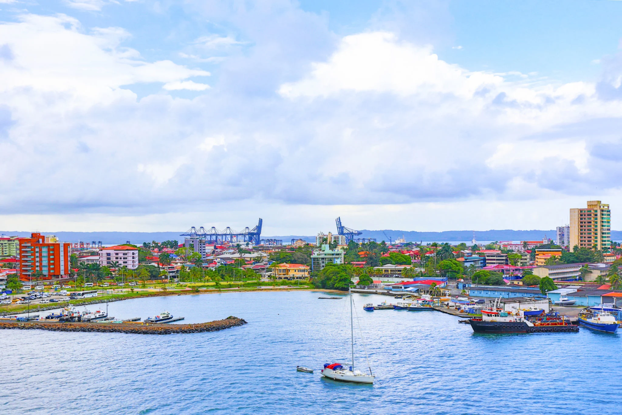 colon-panama-atlantic-entrance-to-panama-canal.jpg