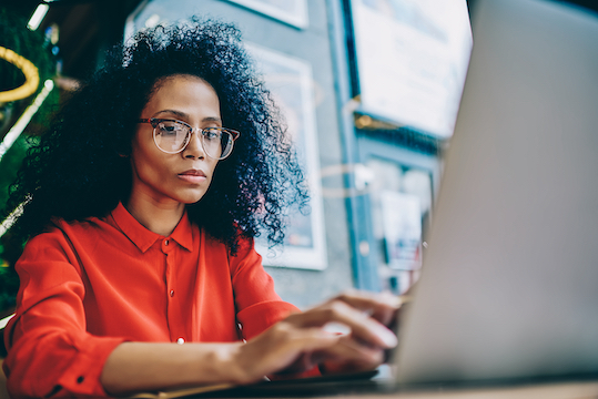 vaccinate-computer 1141050623