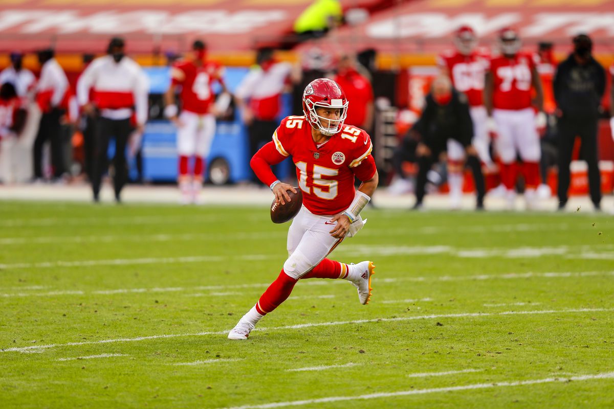 Patrick Mahomes Chiefs Rollout