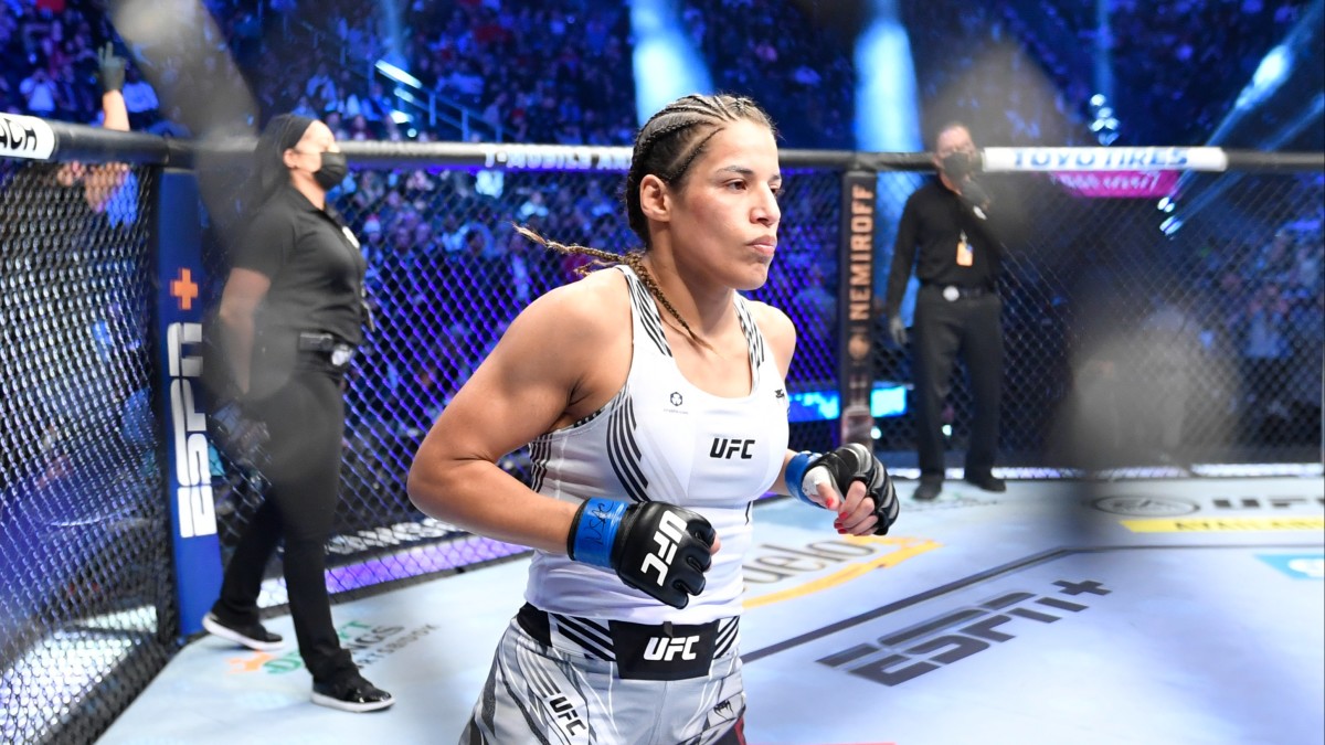 Julianna Pena vs