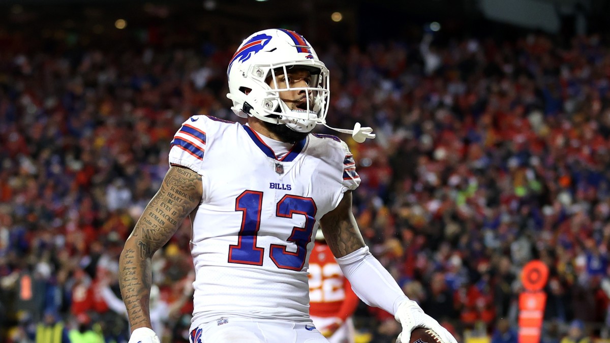 EAST RUTHERFORD, NJ - NOVEMBER 06: Buffalo Bills wide receiver Gabe Davis  (13) during the National Football League game between the New York Jets and  Buffalo Bills on November 6, 2022 at