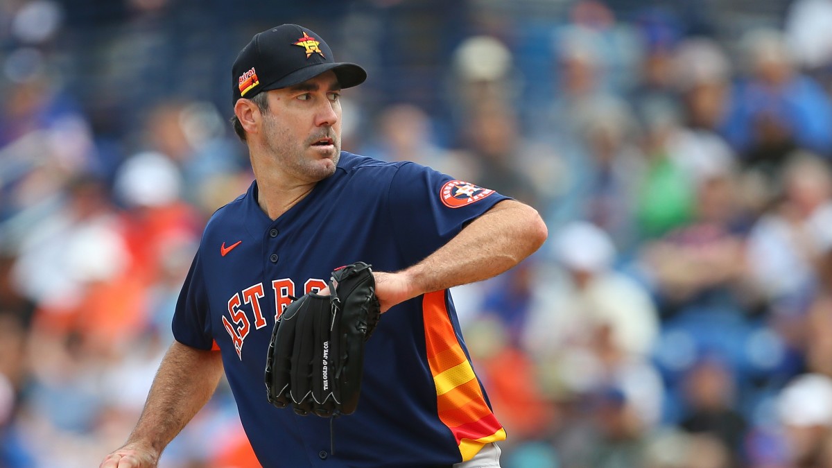 MLB trade deadline tracker: Astros land Justin Verlander, what's next?