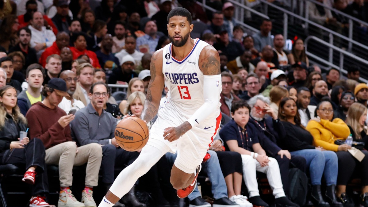 Paul George Clippers dribbling