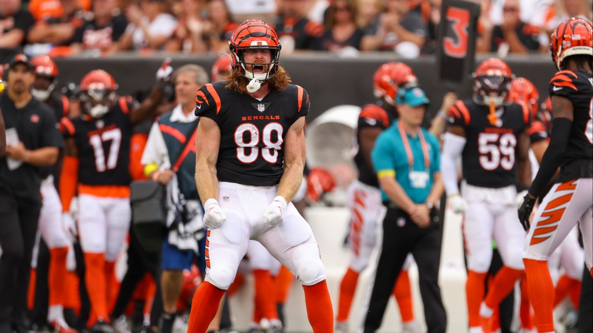 Cleveland Browns vs. Cincinnati Bengals Prediction, Player Prop, Odds: Will Hayden  Hurst Show Up on MNF?