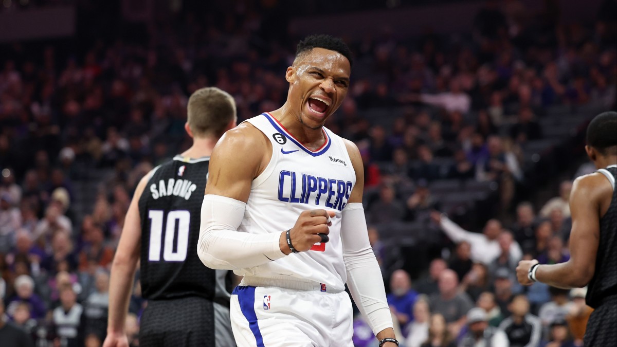 Russell Westbrook Clippers pumped up