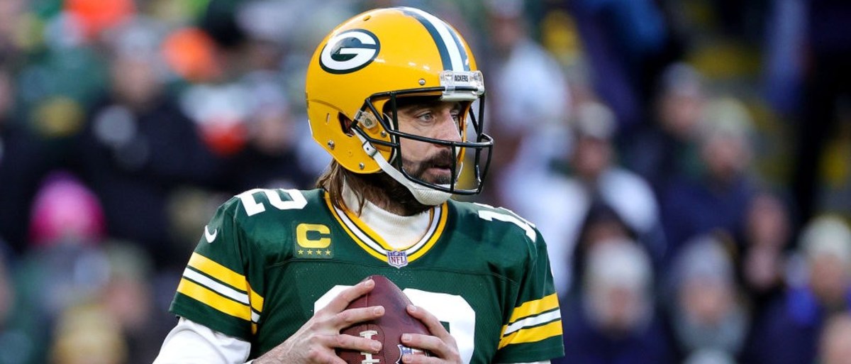 Tampa Bay Buccaneers vs. Green Bay Packers Prediction: Will Tom Brady or  Aaron Rodgers Win The Battle?