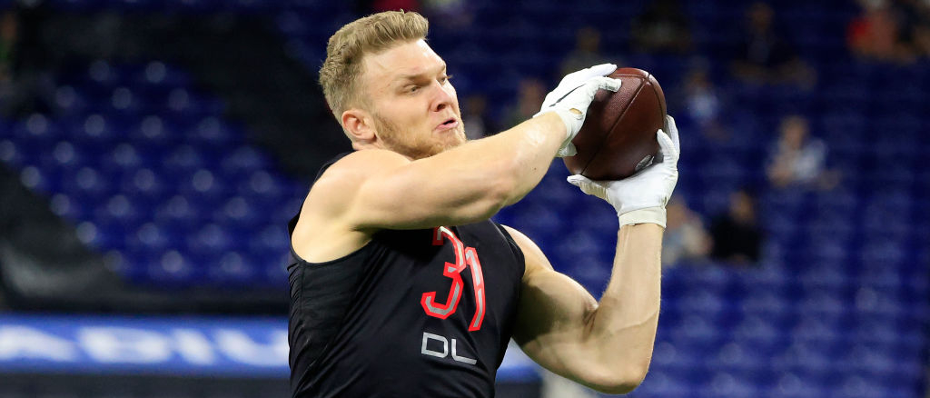 2022 NFL Draft First Overall Pick Odds: Aidan Hutchinson Given 73.7% ...