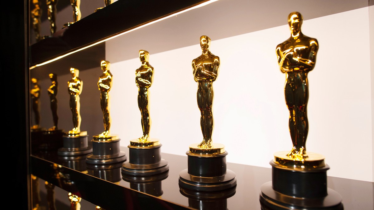 Oscars Trophies