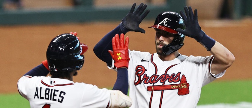 Cubs' Dansby Swanson swinging hot bat before first Braves series