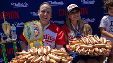 Joey Chestnut's Nathan's Hot Dog Eating Contest Odds: How Many Hot Dogs ...