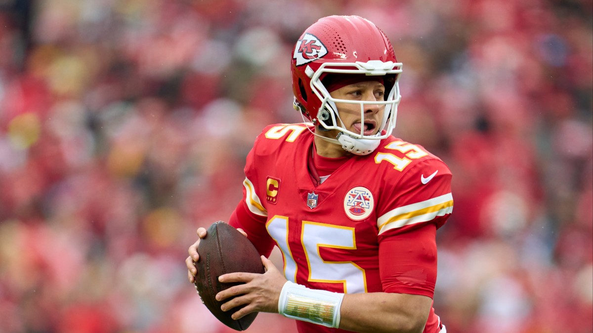 Sunday Night Football Same Game Parlay: Can Patrick Mahomes, Breece Hall  Deliver?