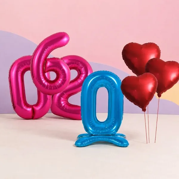 balloon at cake box