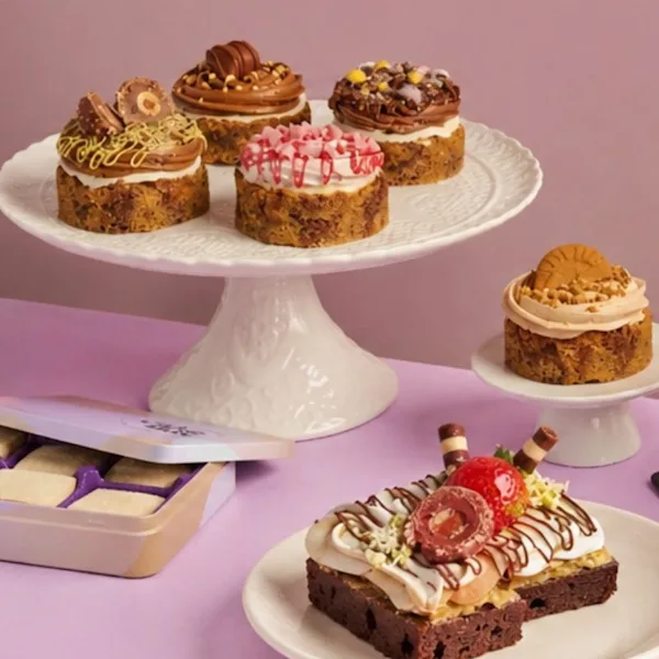 all treats at Cake Box