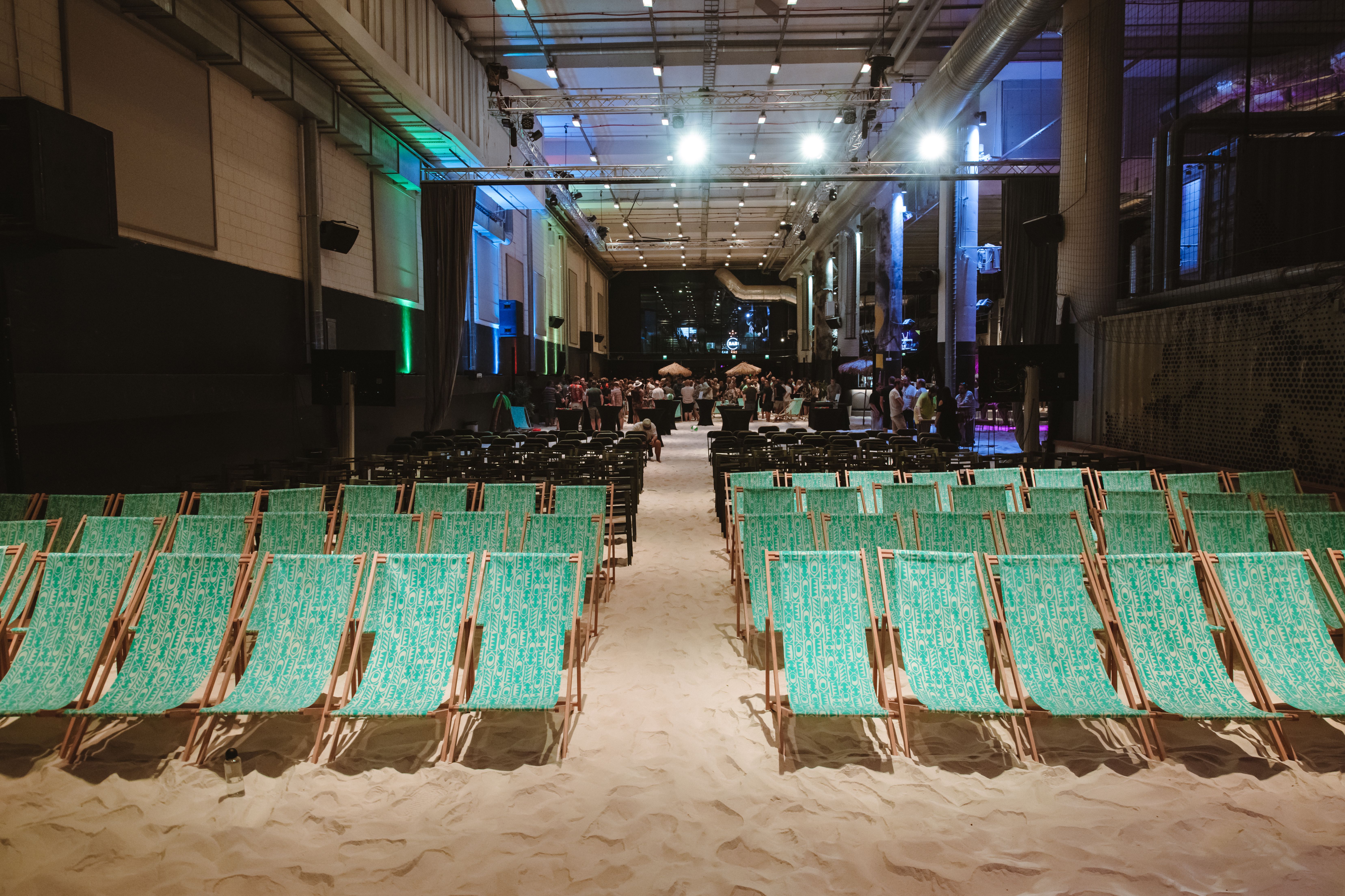 Seminaari rantatuolit