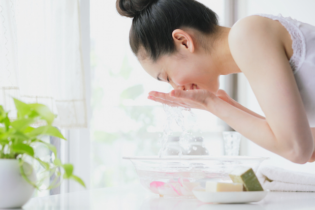 https://www.neutrogena.co.il/sites/neutrogena_il/files/files/header-images/artdet_32_0.jpg