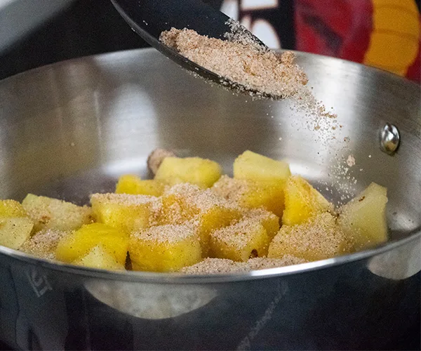 Agrega azúcar Zulka.