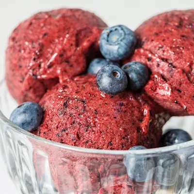 Sorbete de frutos rojos