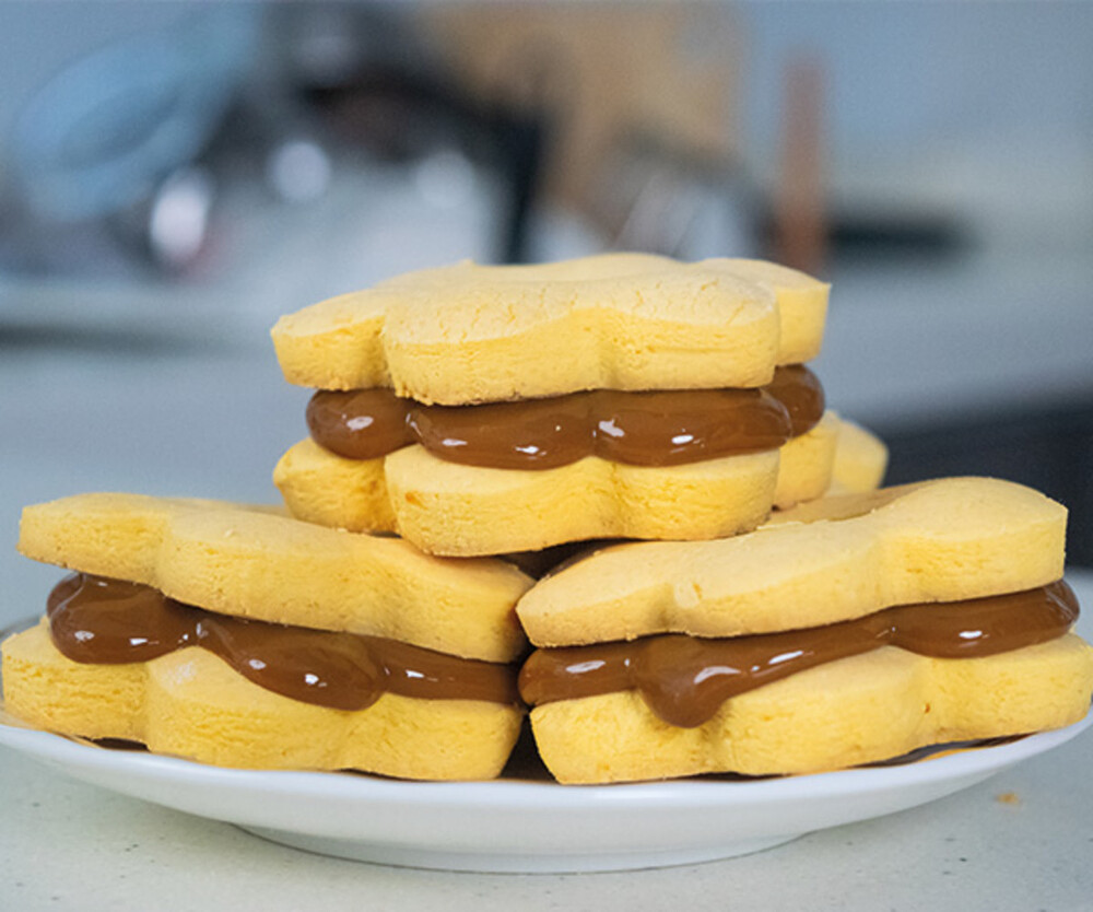 Alfajor flores amarillas